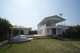 Lotus Farms House image 3